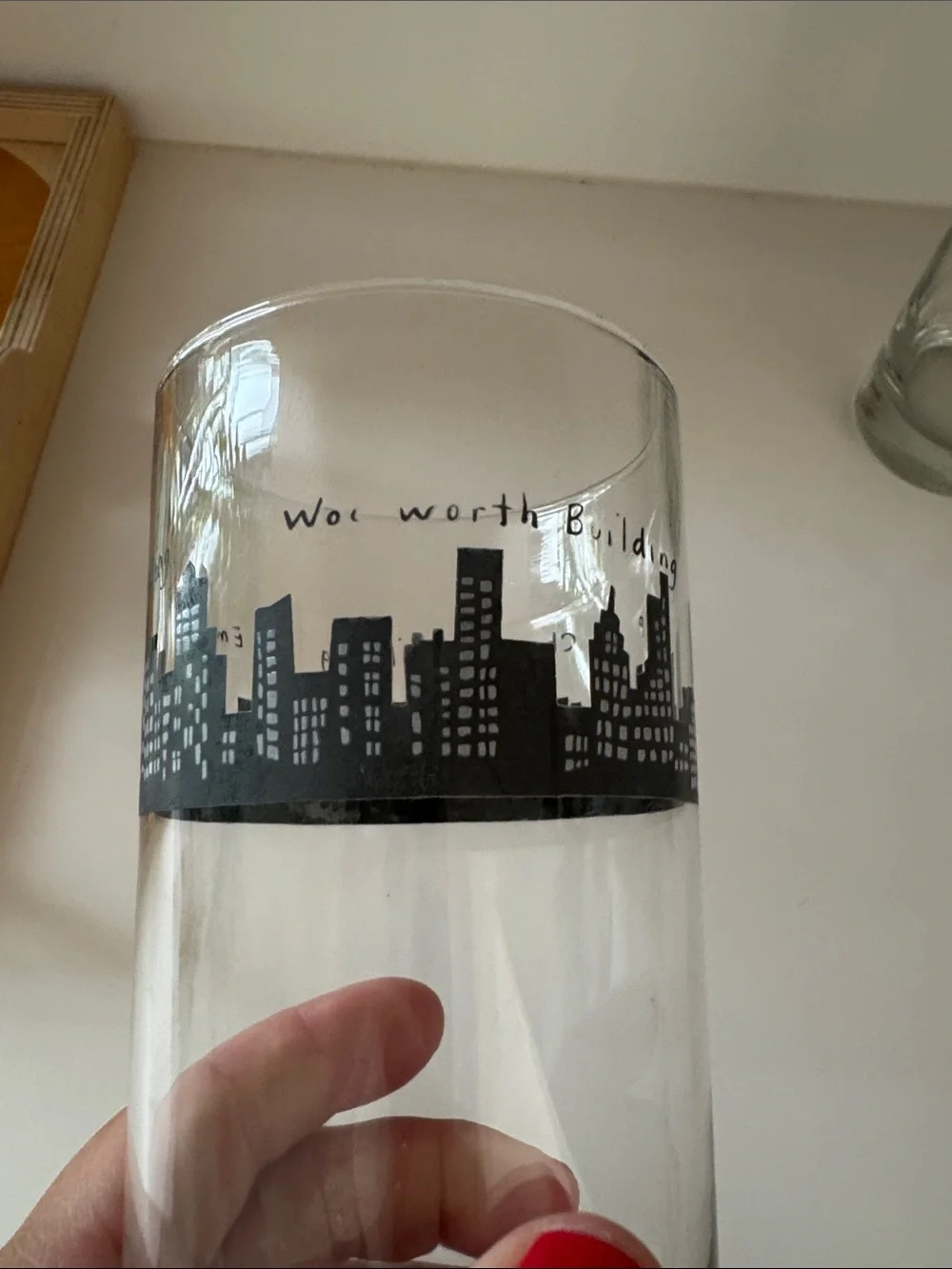 Fish Eddy Set of 4 Tall Clear Glass Tumblers with New York City Skyline